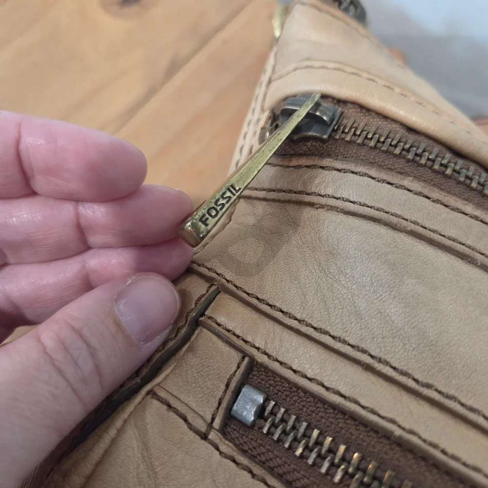 Fossil Tan Leather Crossbody Shoulder Bag Canvas Strap Key Charm Mul